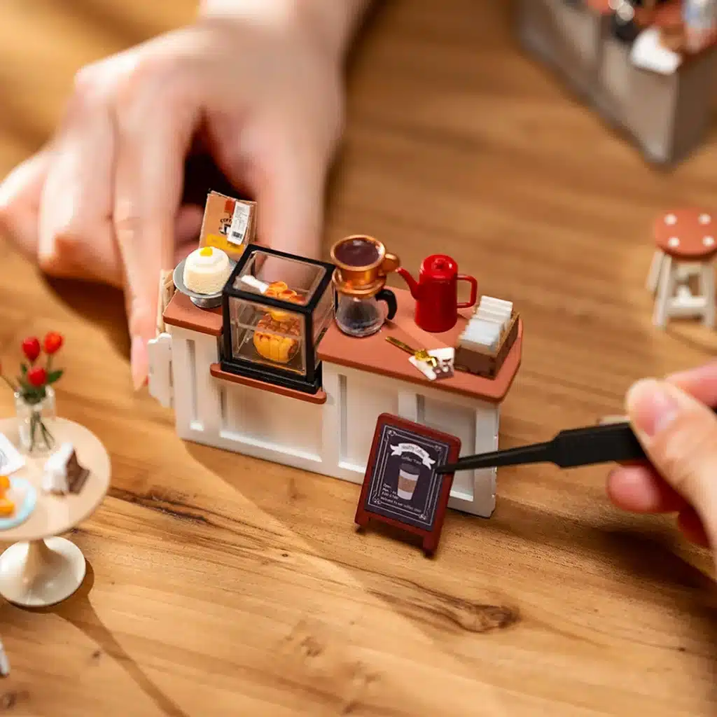rolife flavory café miniatuurhuisje (7)