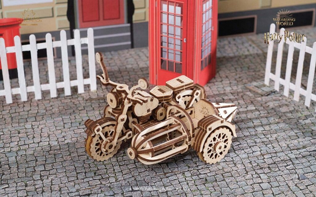 ugears harry potter hagrid's flying motorbike (1)