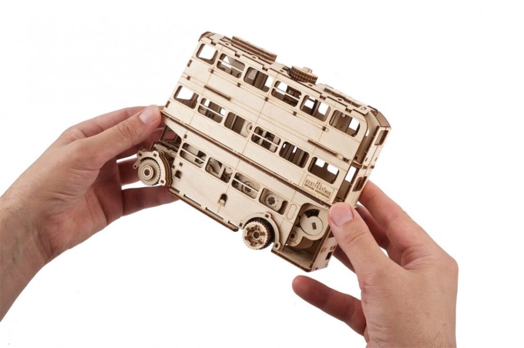 ugears harry potter knight bus (12)