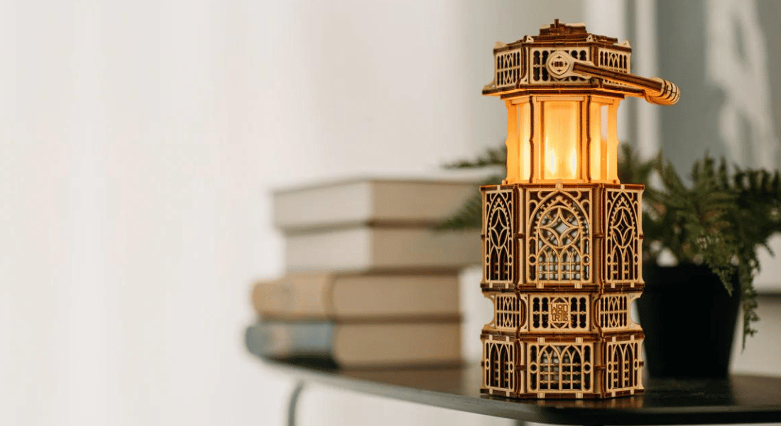 wood trick antique lantern