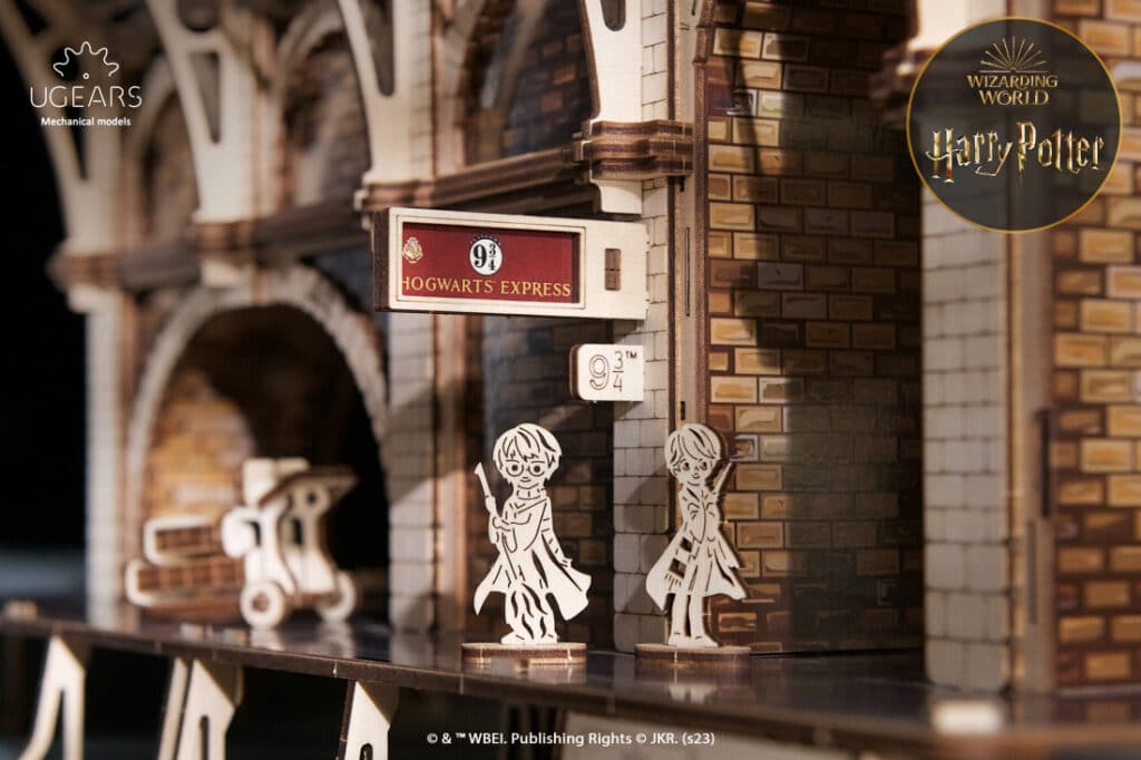 ugears harry potter platform 9 ¾ (6)