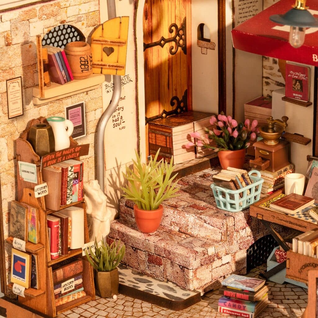 rolife corner bookstore (2)
