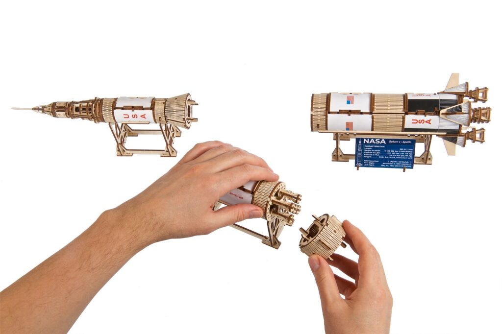 ugears nasa saturn v (12)