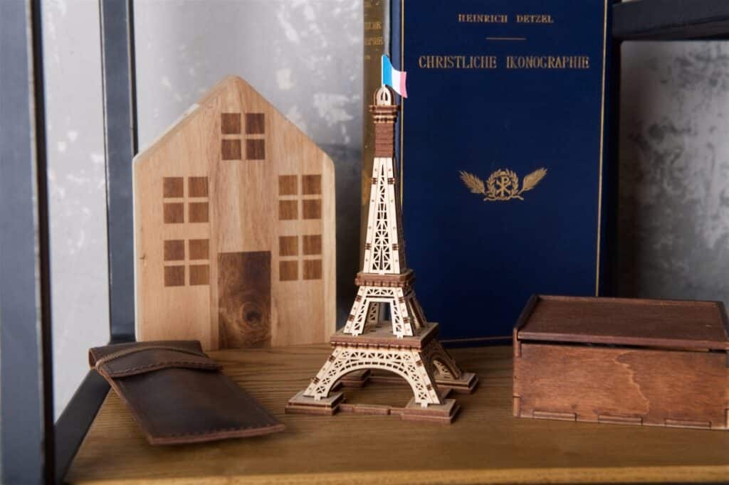 ugears paris tower (1)