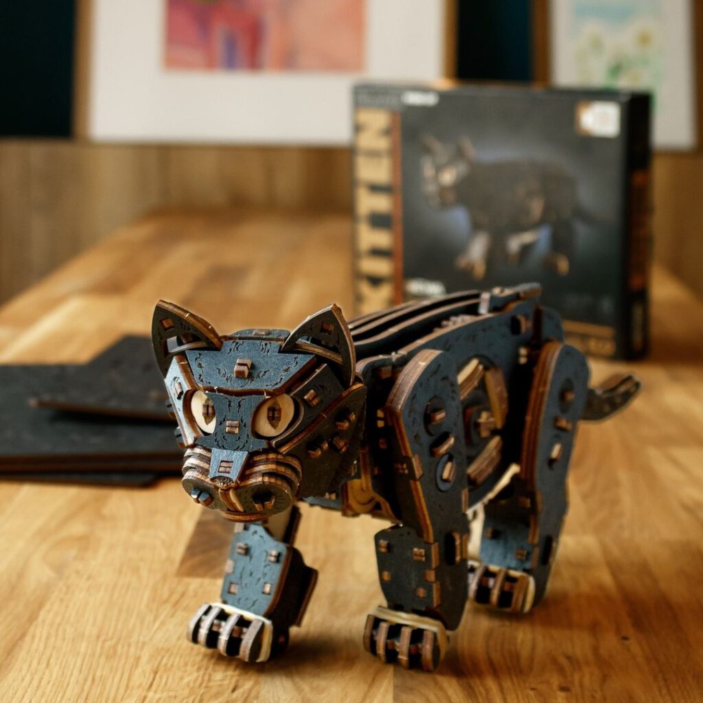 eco wood art black kitten (1)
