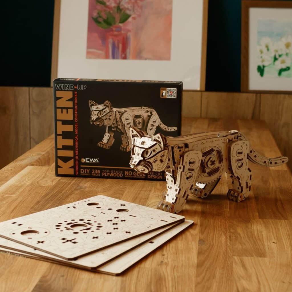 eco wood art kitten (1)