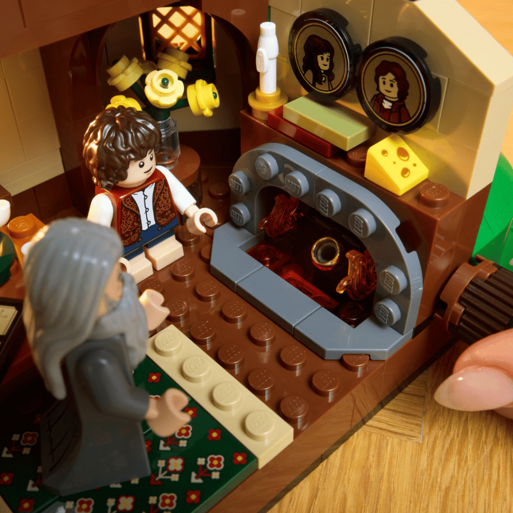 lego icons 10354 lord of the rings the shire (4)
