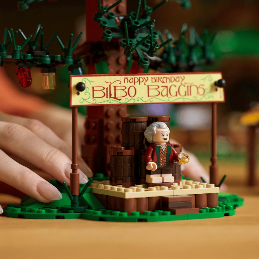 lego icons 10354 lord of the rings the shire (7)