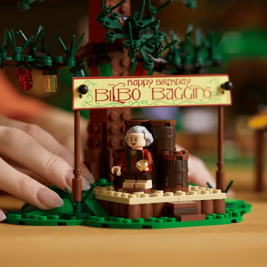 lego icons 10354 lord of the rings the shire (8)