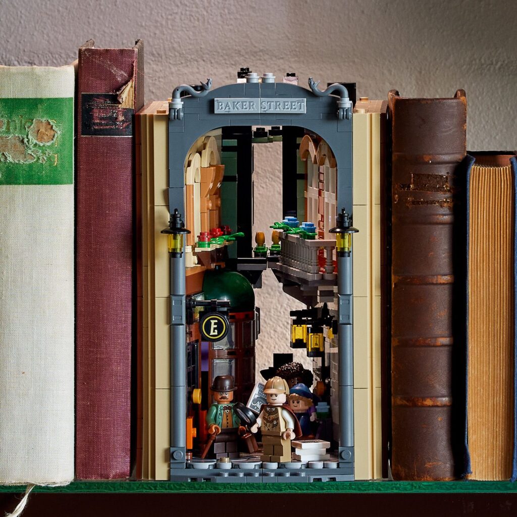 lego icons 10351 sherlock holmes book nook bouwset voor volwassenen (9)