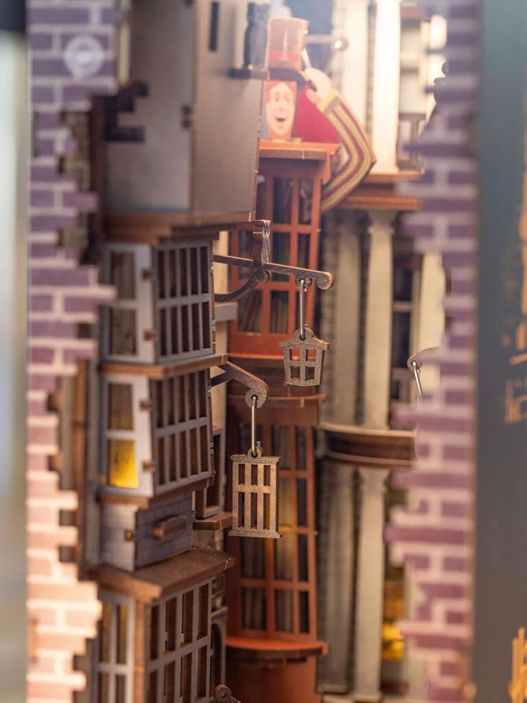 revell 00530 tiny adventures diagon alley – harry potter (8)